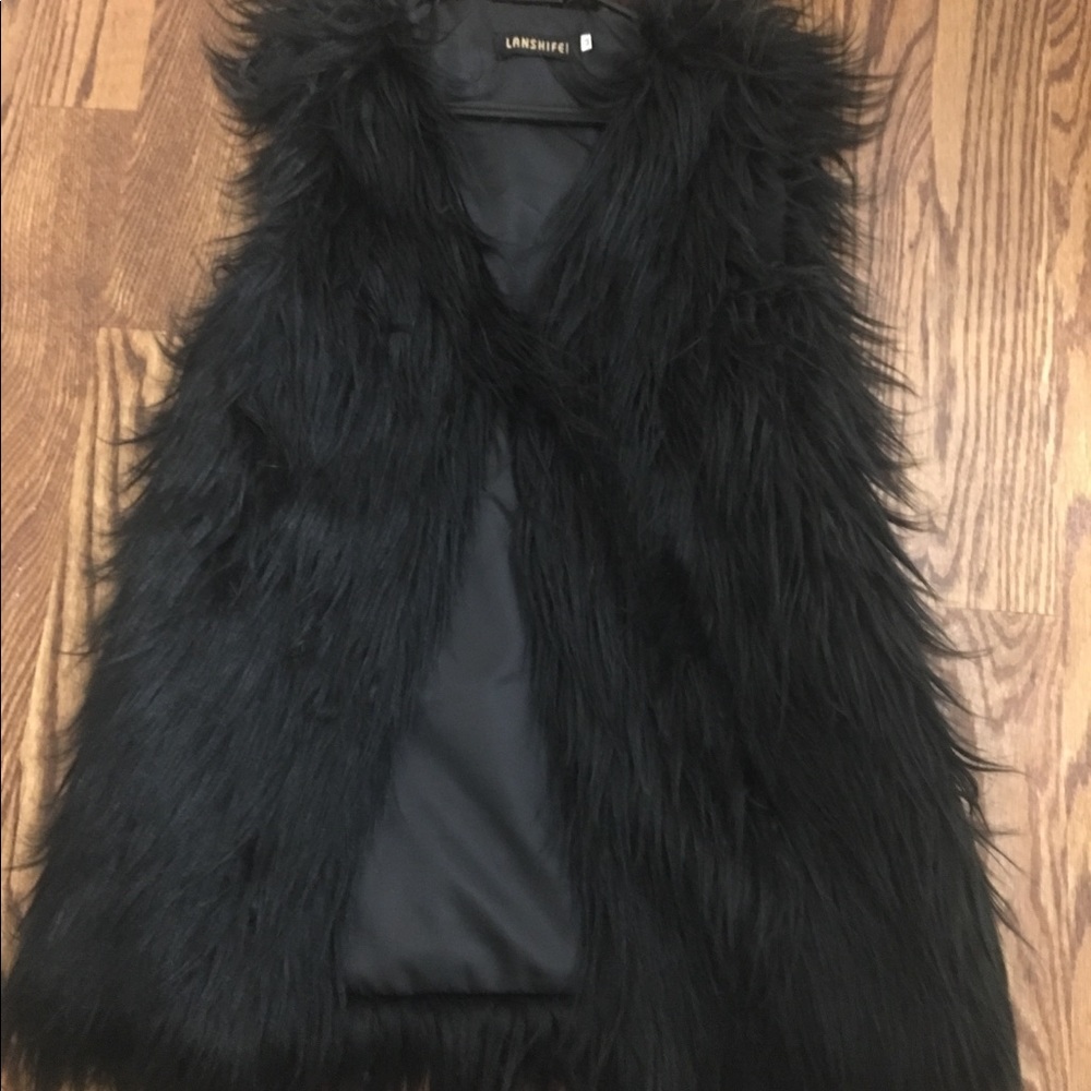 Faux fur Black vest